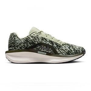 Women’s Nike Winflo 11 Road Running Shoes, Olive Aura Animal Print, 10 NEW